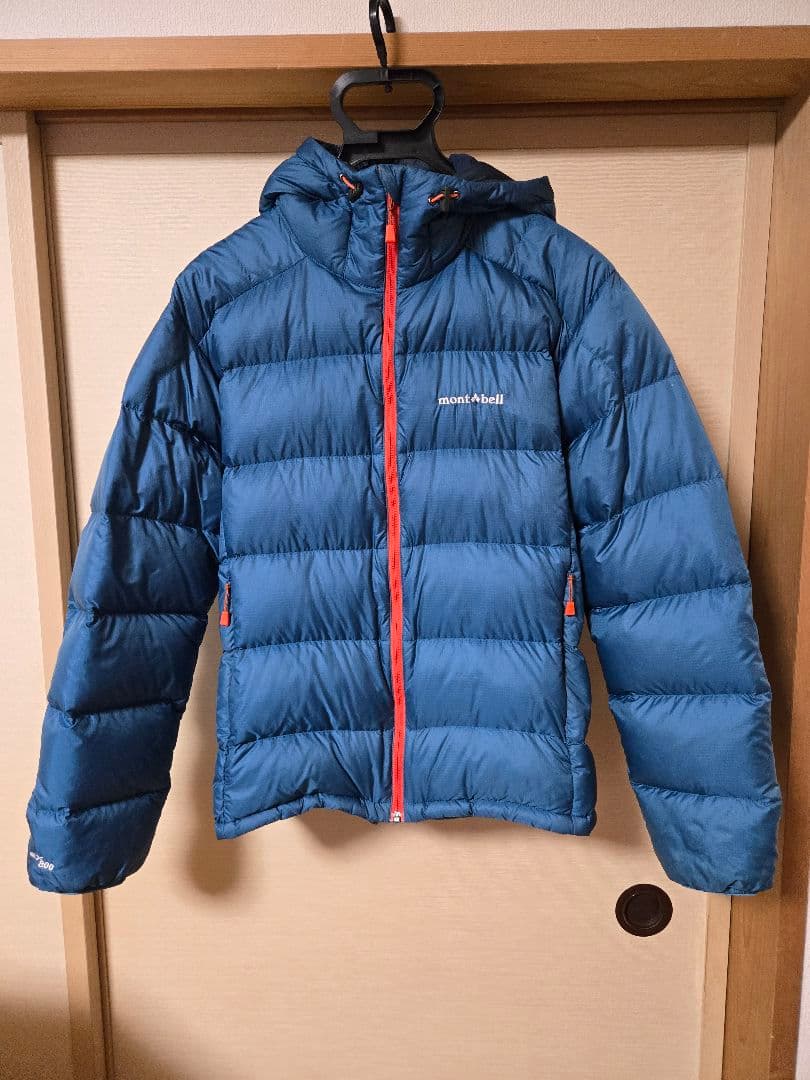 montbell フード付きダウンジャケット 青 montbell フード付きダウンジャケット 青 - メルカリ