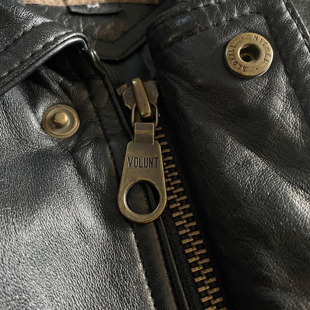 type A-2“volunt“牛革“黒“短丈“bomber jacket