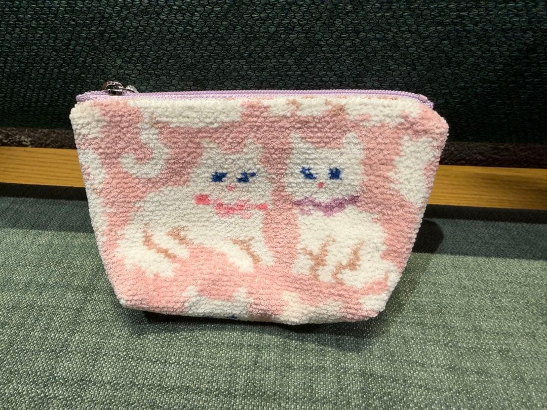 フェイラー モフモフネコチャン 舟型ポーチ S - メルカリ