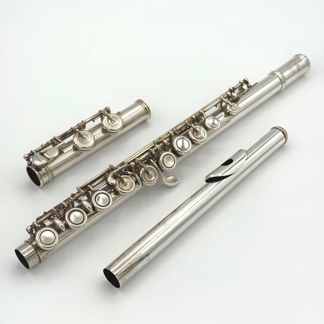 Altus アルタス フルート A907 Altus 付属品付 管楽器 - メルカリ