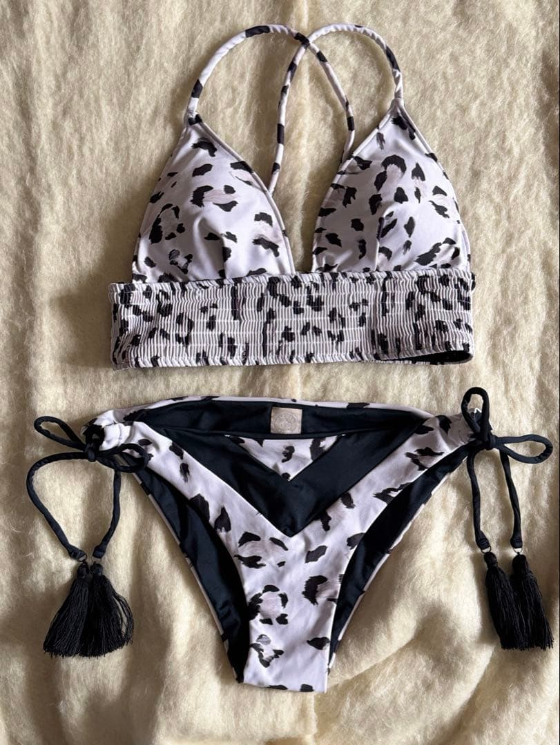 Alexia Stam ビキニ Mサイズ レオパード柄×ブラック セット ALEXIA STAM レオパード柄ビキニ - メルカリ