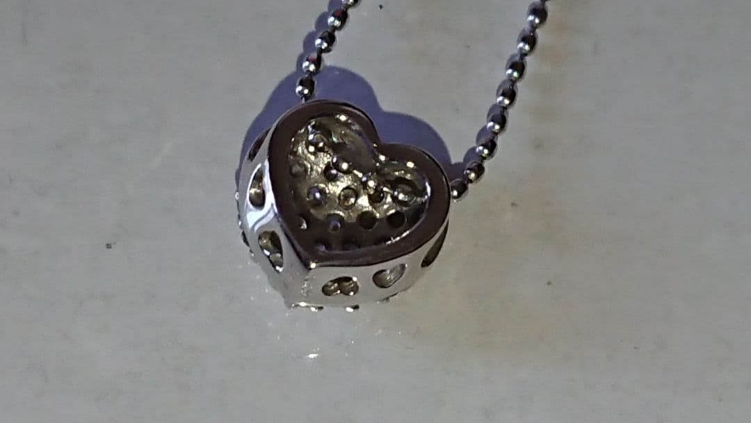 ✦18KWG✦パヴェダイヤ 0.23ct トップのみ