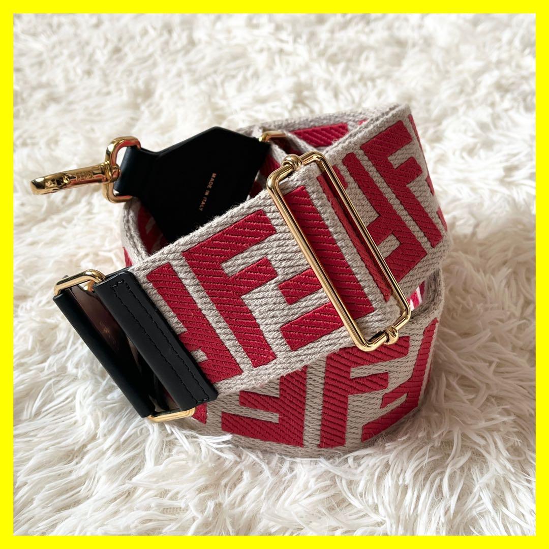 FENDI フェンディ　ショルダーストラップ ストラップ　ユー　ズッカ柄 FENDI フェンディ ストラップ ユー ショルダーストラップ ズッカ柄