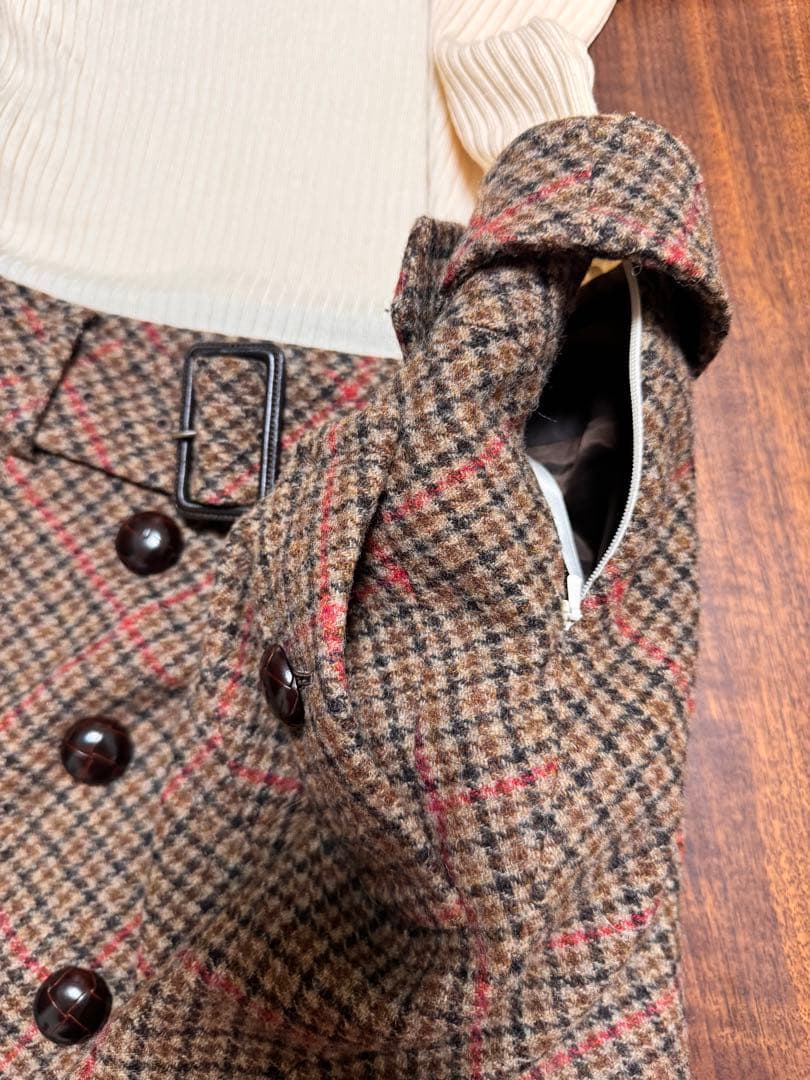 セール】ベージュ タートルネック チェック柄スカート セット