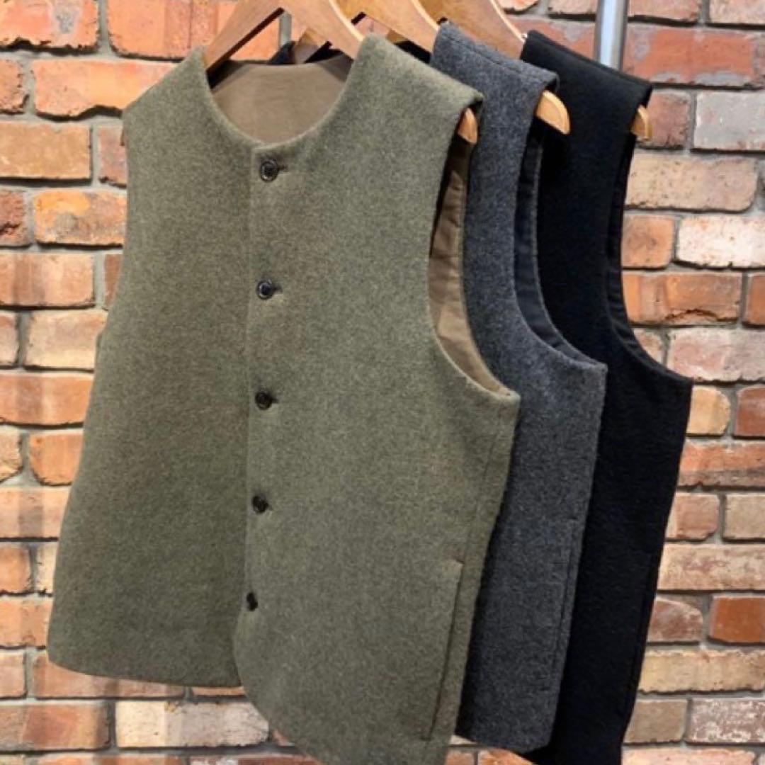 【美品タグあり】nest Robe CONFECT ウールモッサーベスト カーキ confect ウールモッサークルーネックベスト カーキ CONFECT ウール