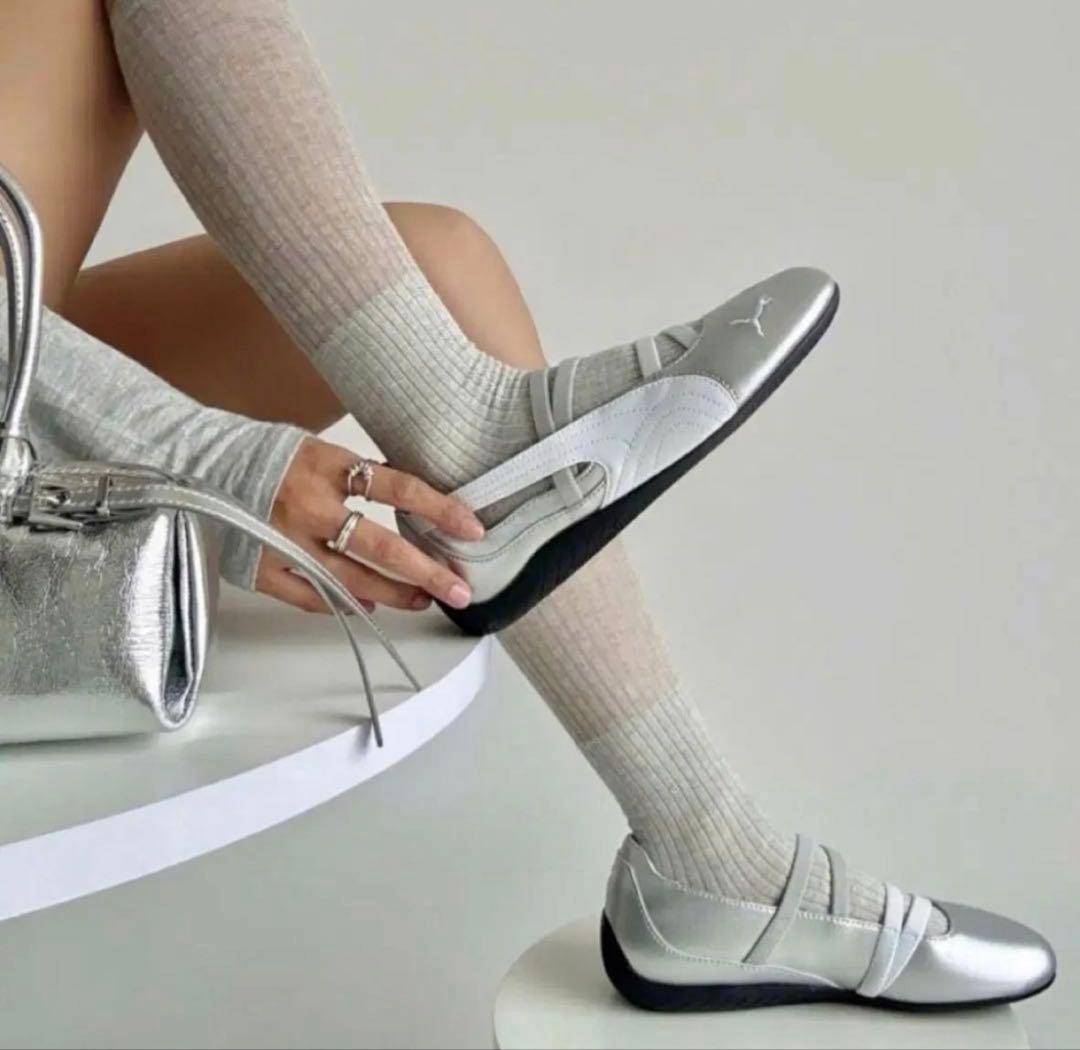箱付き PUMA プーマ バレエシューズ シルバー 人気商品 - メルカリ
