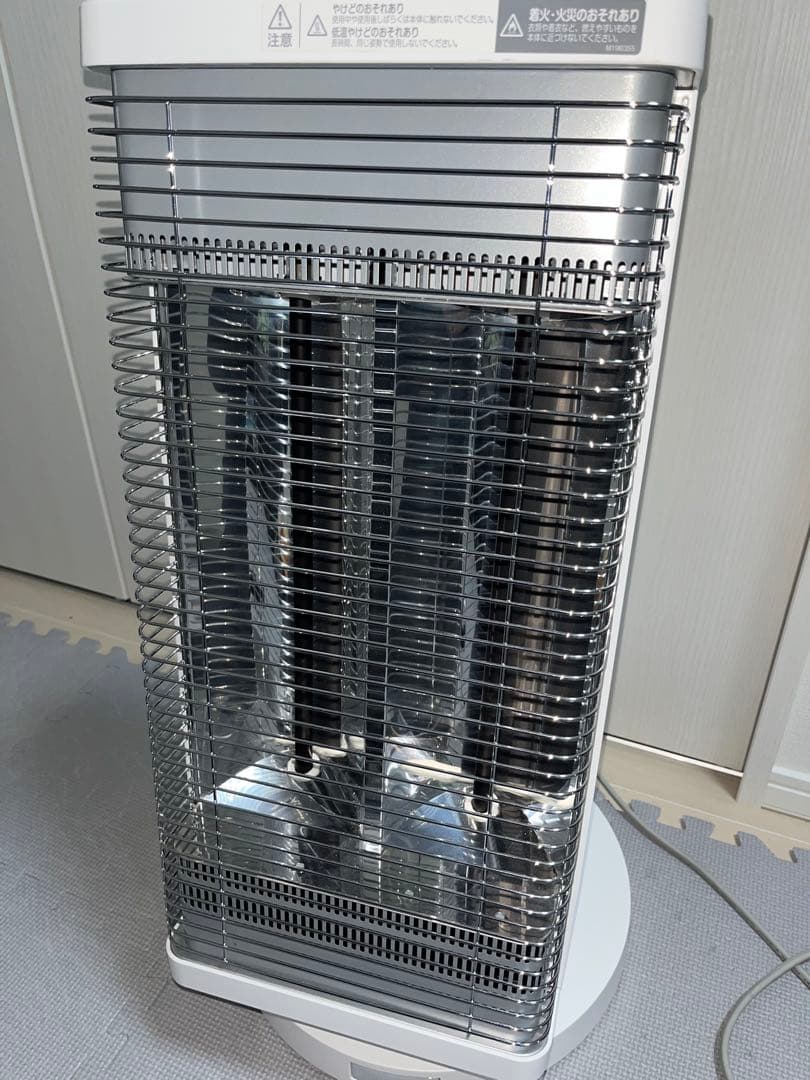 DAIKINダイキン　ヒーター　セラムヒート ERFT11ZS-T 2023年製 2023年度製 23年購入 ダイキン セラム ヒート ERFT11ZS-T DAIKIN