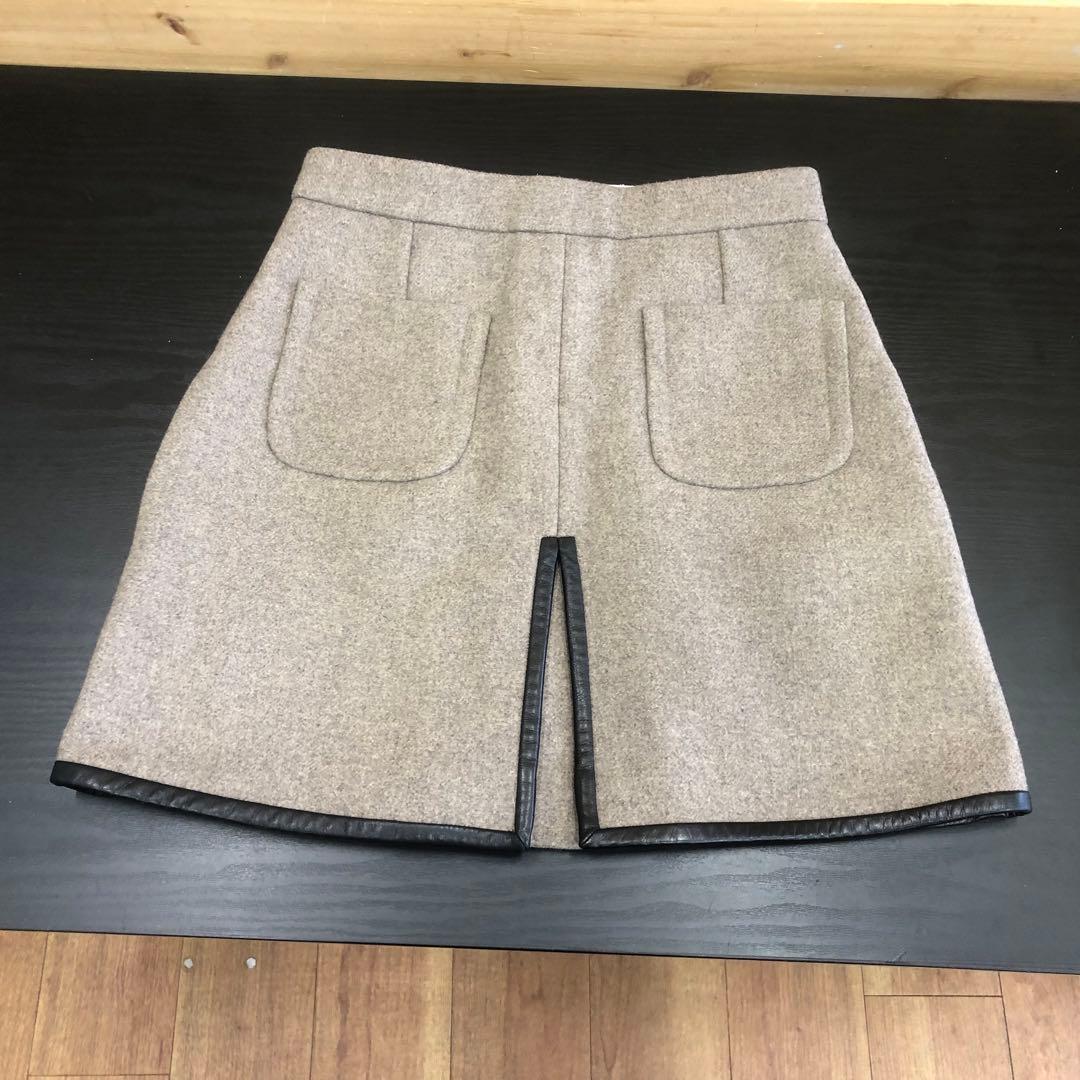 超美品　CELINE セリーヌ ウール スカート 2D23 サイズ:38 超美品 CELINE セリーヌ ウール スカート 2D23 サイズ:38 CELINE
