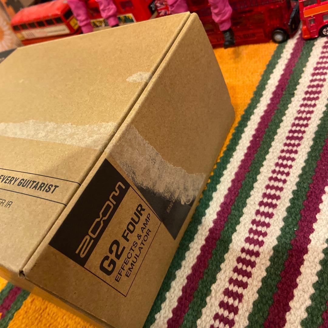 ZOOM G2 FOUR 傷なし 極美品 値下げ不可 G2 ZOOM FOUR 傷なし 極美品