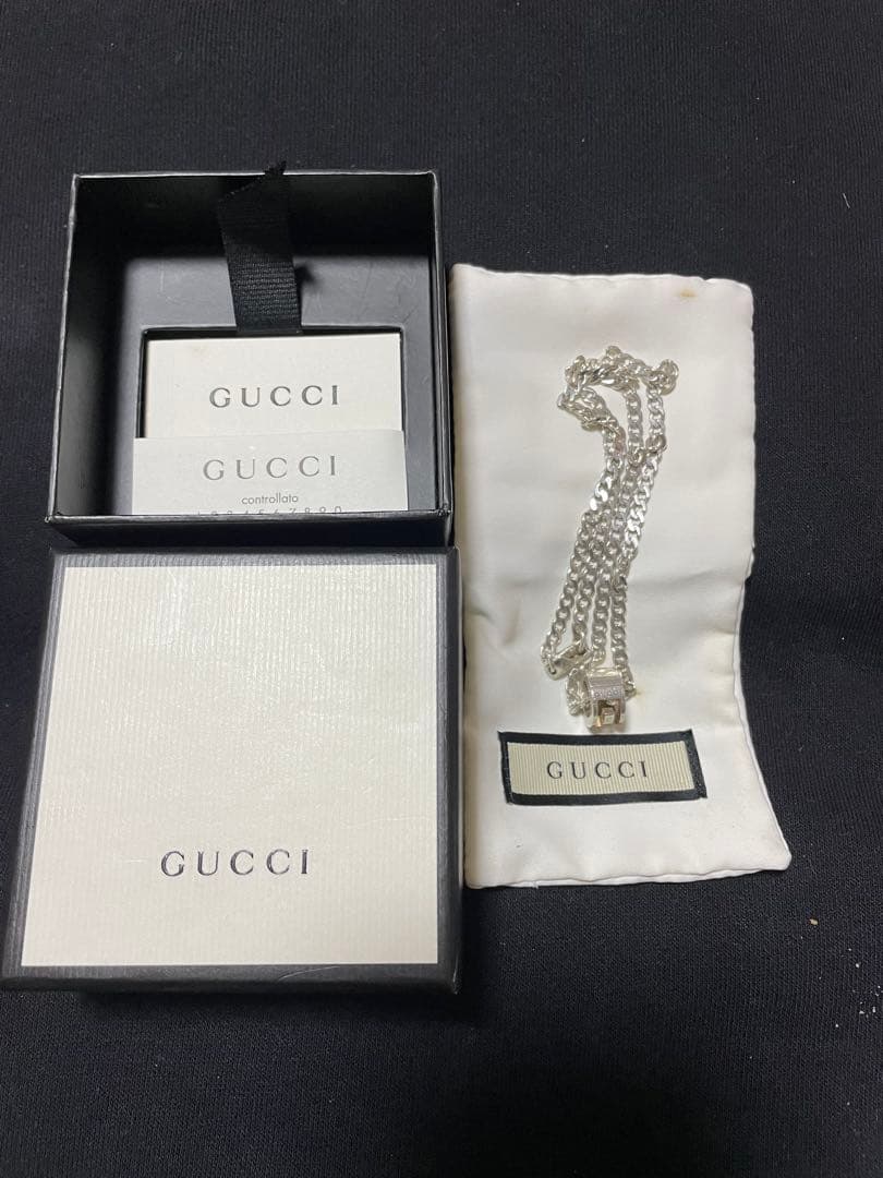グッチ GUCCI ネックレス Gロゴ スクエアトップ シルバー925 刻印有 GUCCI（グッチ） ネックレス ペンダント Gロゴプレート スクエア