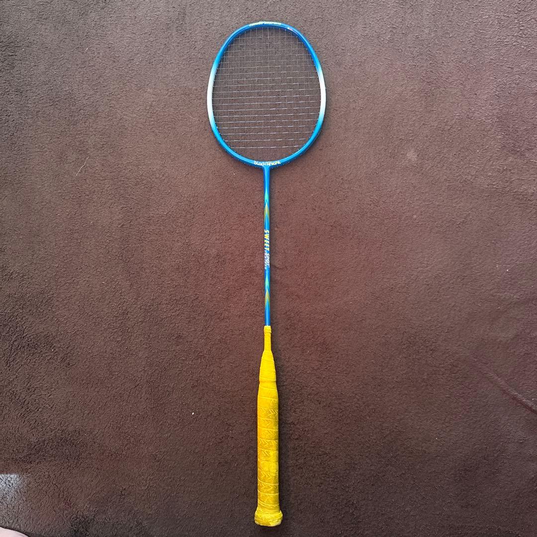 【極美品】TRAINER バドミントンラケット　練習用 black knight BR-SST スウィートスポットトレーナー (シルバー