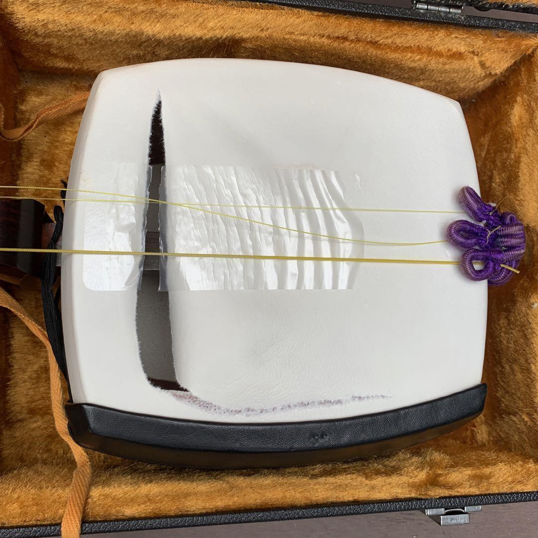 中古☆津軽三味線 紅木 丸打胴 一本樋 中棹 ハードケース付き☆ - メルカリ