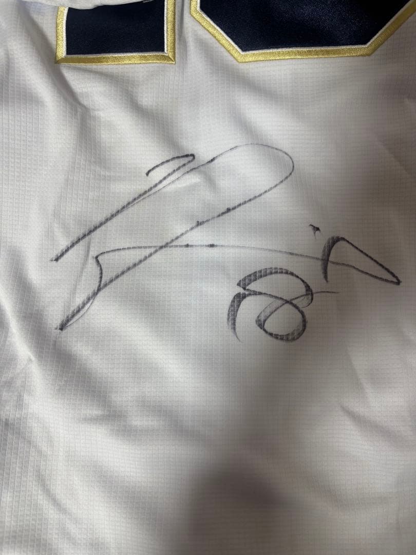 最終お値下げ価格！！オリックス 宮城大弥選手 サイン入りユニフォーム