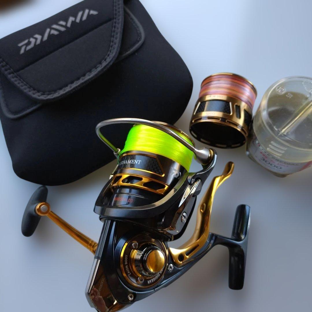 DAIWA 15トーナメント ISO 3000SH-LBD 未使用スプール付き ダイワ 15tournament ISO3000SH-LBD DAIWA 15 TOURNAMENT 15