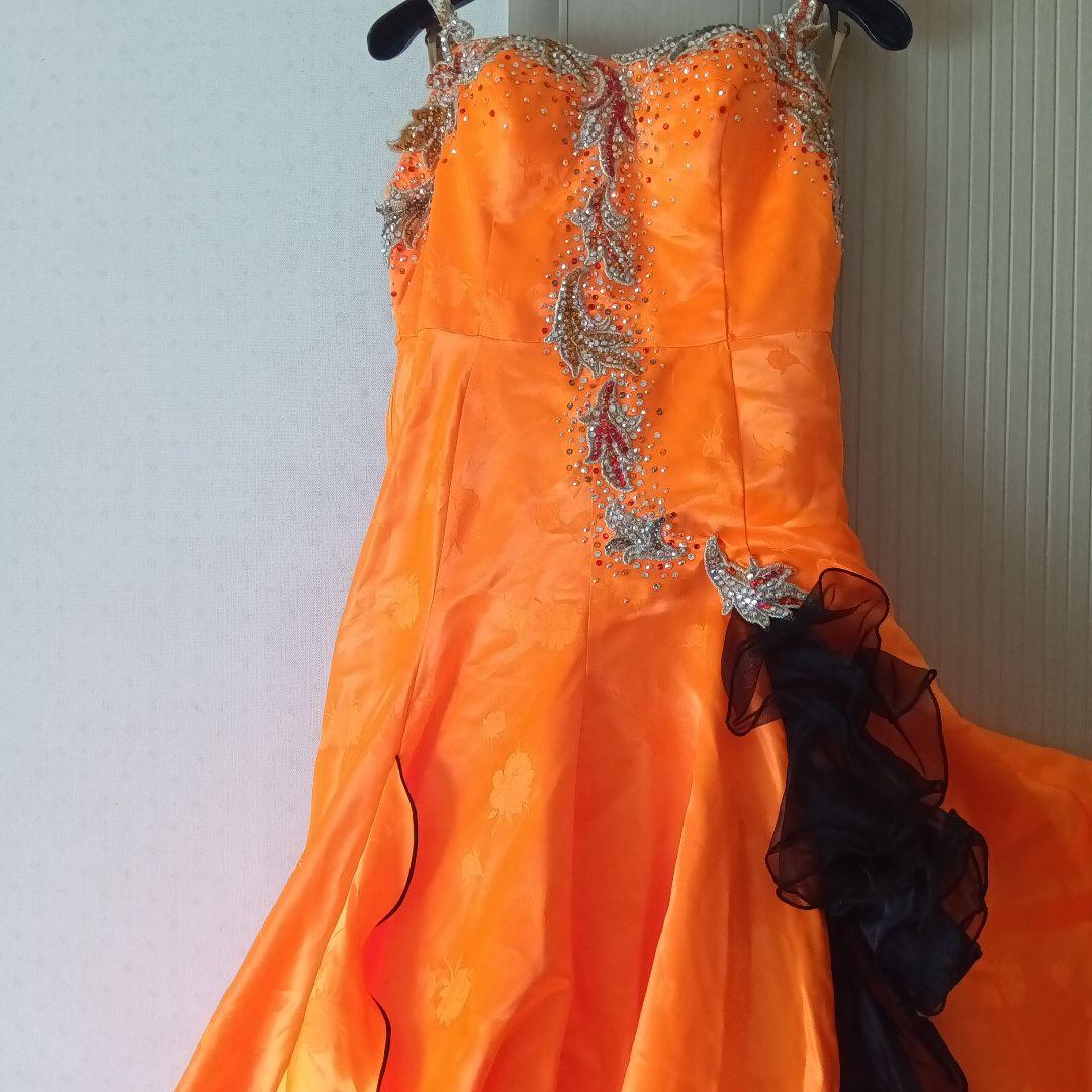 社交ダンス スタンダードドレスオレンジ - メルカリ