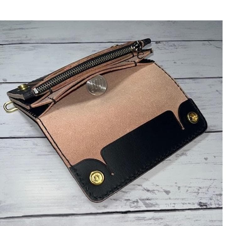 ④ミドルトラッカーウォレット/姫路レザー茶芯黒色/ホック真鍮/小判