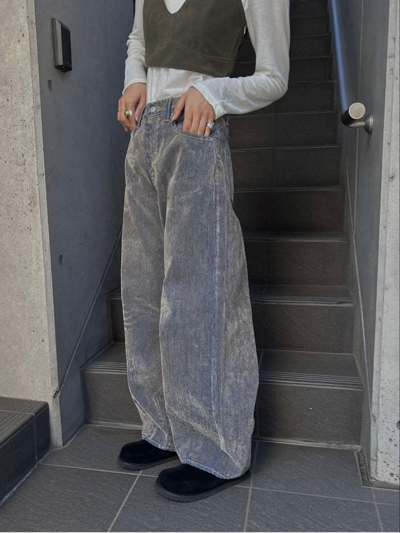 ungridフロッキー起毛カーブデニム フロッキー起毛カーブデニム｜アングリッドの通販｜&mall（アンド