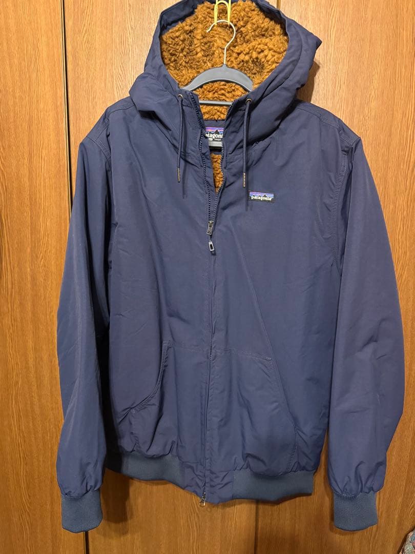 パタゴニア ラインド イスマス フーディpatagonia ネイビー Lサイズ