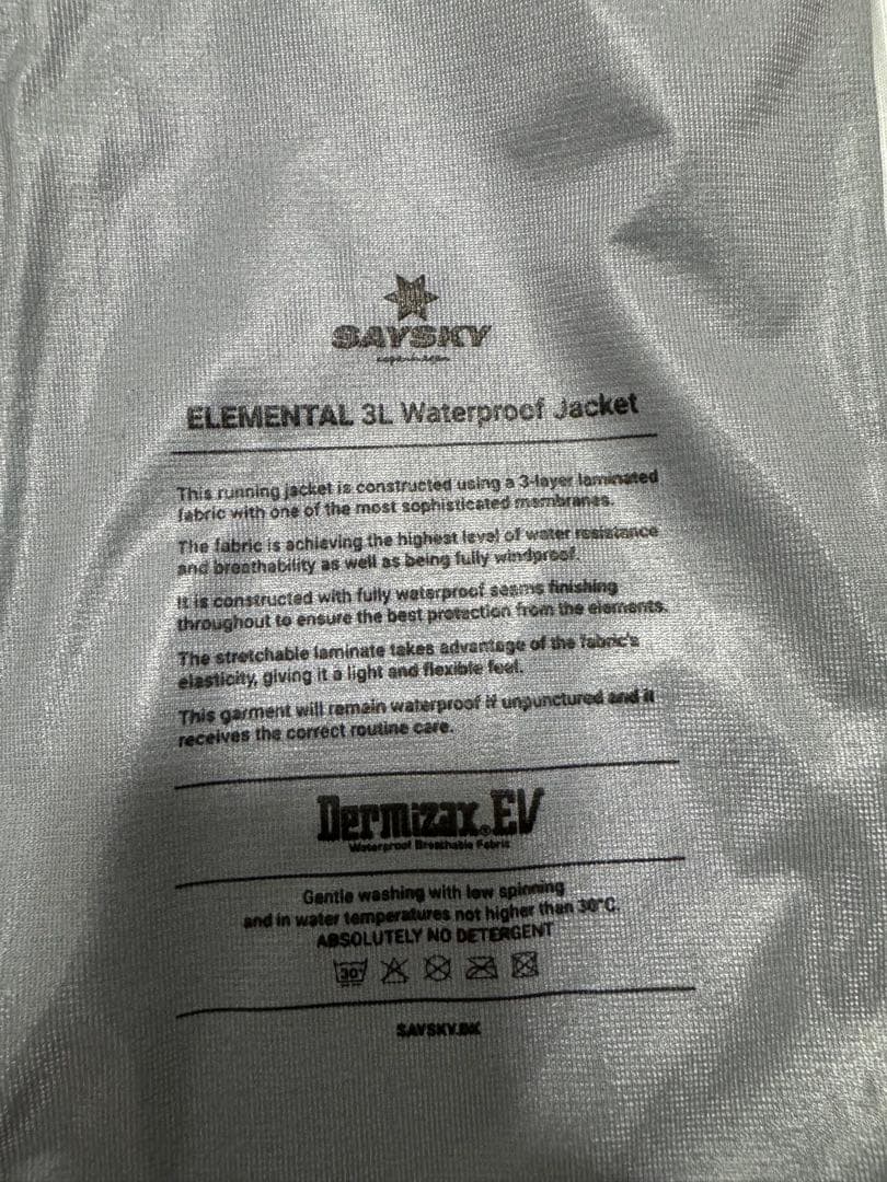 ブラックフライデー】SAYSKY ウォータープルーフ 防水透湿 ランニング