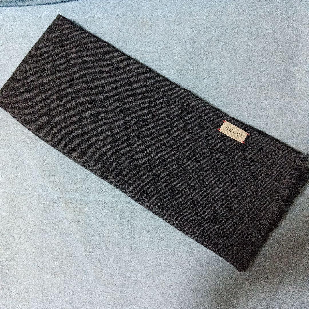 【美品】GUCCI　GG柄　GGパターン　マフラー　グレー✕黒　ITALY製 GUCCI（グッチ） ストール ウール100% GG柄 マフラー ユニセックス
