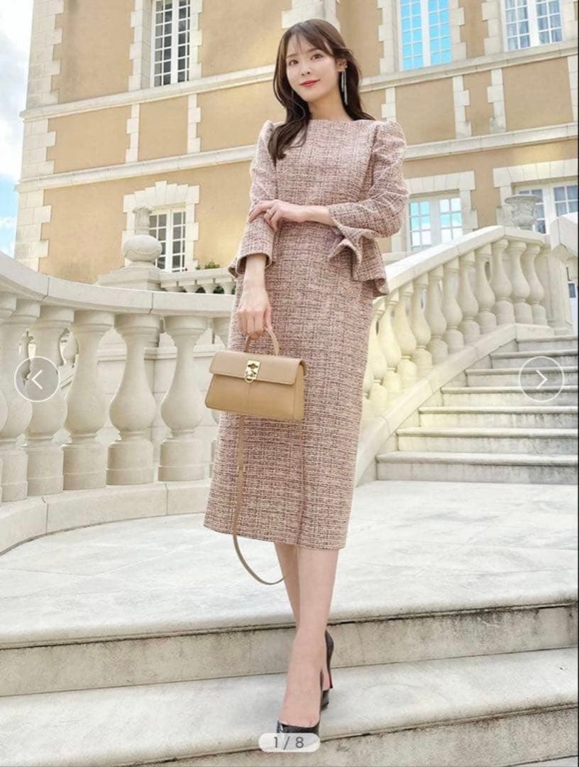 新品 佳子さま着用 セルフォード ロングスリーブぺプラムタイトワンピース 限定 佳子様着用！CELFORDセルフォードロングスリーブペプラムタイト