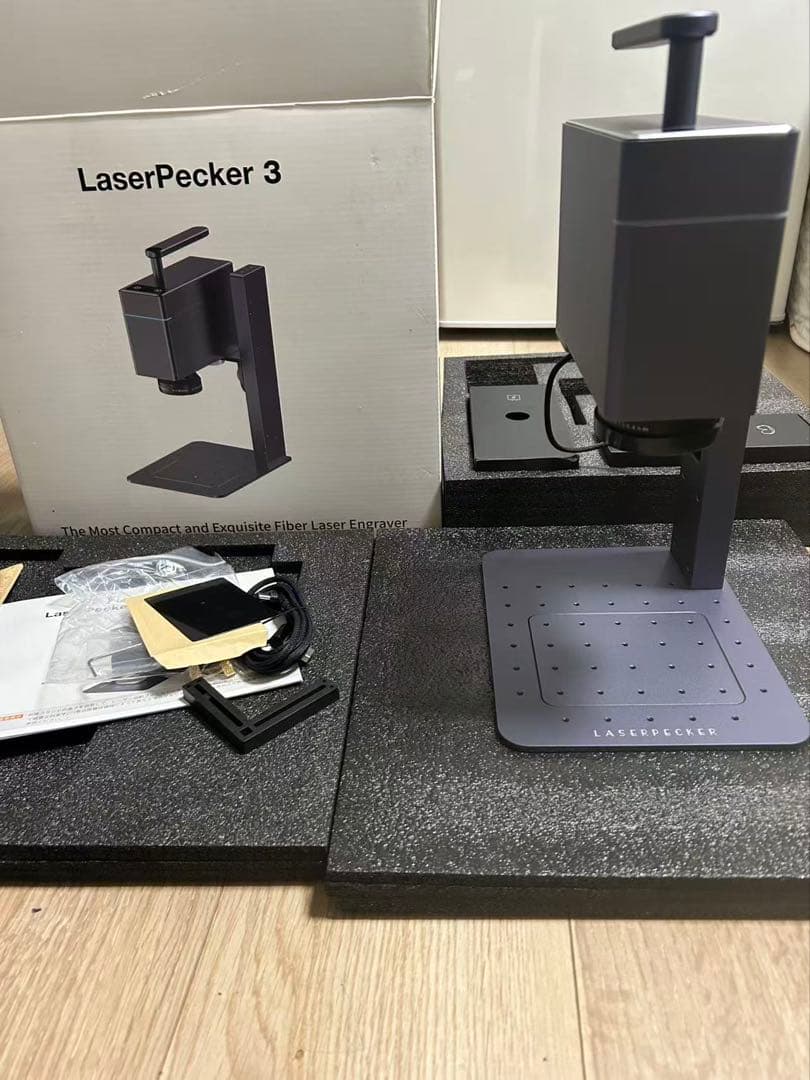 ［中古美品］LaserPecker3 レーザーペッカー3 Amazon | LaserPecker3 レーザー彫刻機,金属＆プラスチック対応 4K