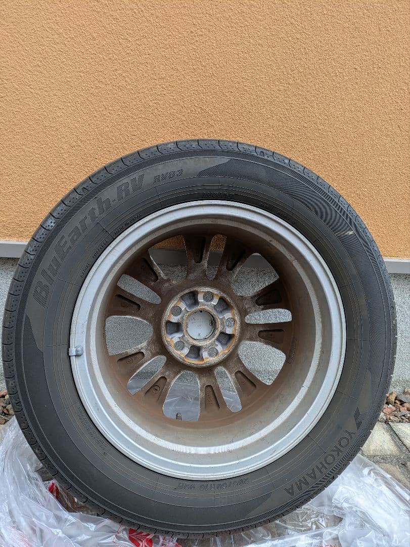 BluEarthRV RV03　205/60/R16　純正 ホイール付き