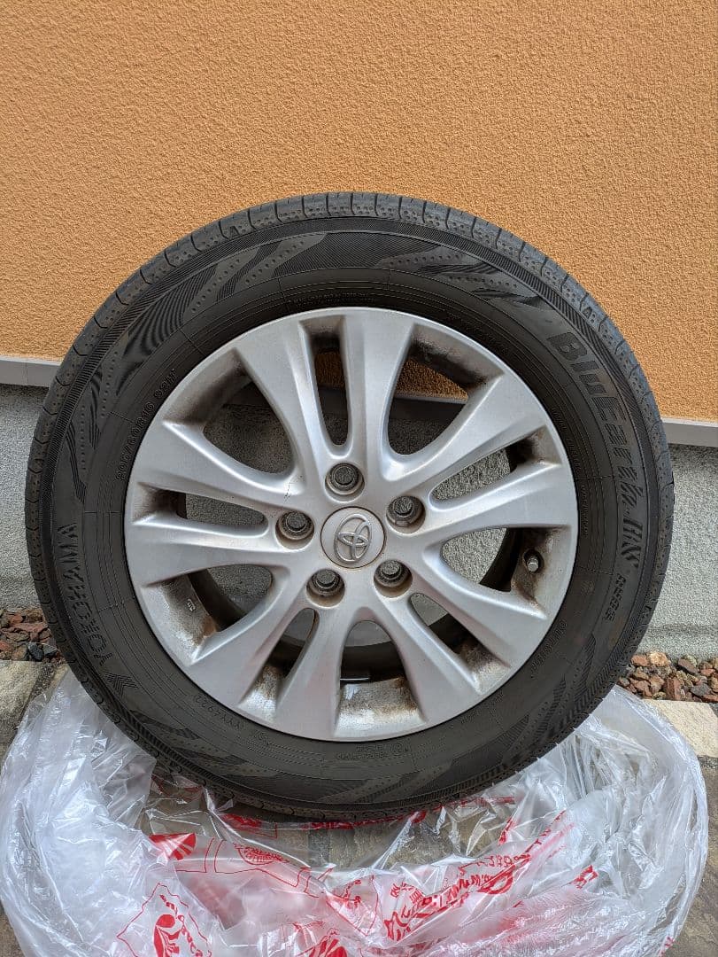 BluEarthRV RV03　205/60/R16　純正 ホイール付き