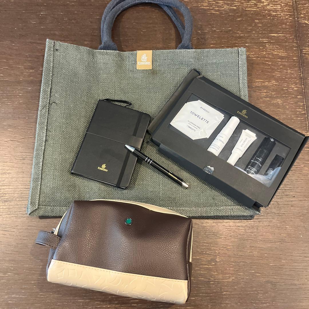 エミレーツ航空　ファーストクラスアメニティ エミレーツ航空、ブルガリとのコラボによる夏期限定の新アメニティ