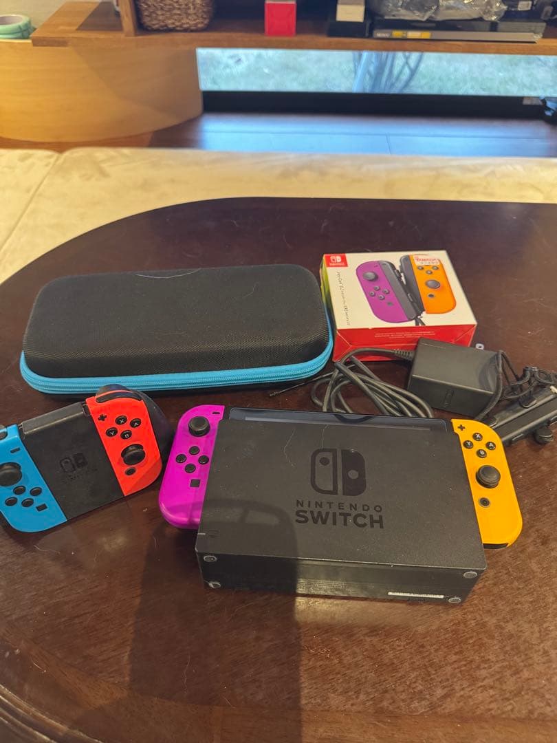 Nintendo Switch ニンテンドースイッチ 本体 + 付属品+ その他 20221151.jpg