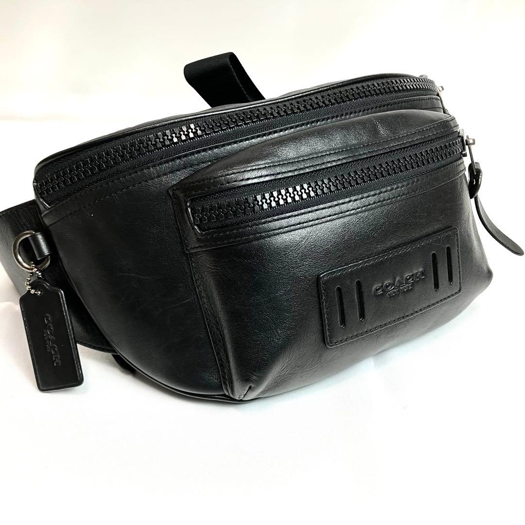 【美品】コーチ　ウエストバッグ　オールレザー　ロゴ　チャーム　ブラック COACH（コーチ） ショルダーバッグ COACH 2way レザー ワーナー トート