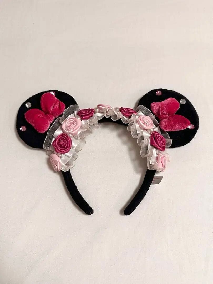 ディズニーカチューシャ ミニー フリル 薔薇 - メルカリ