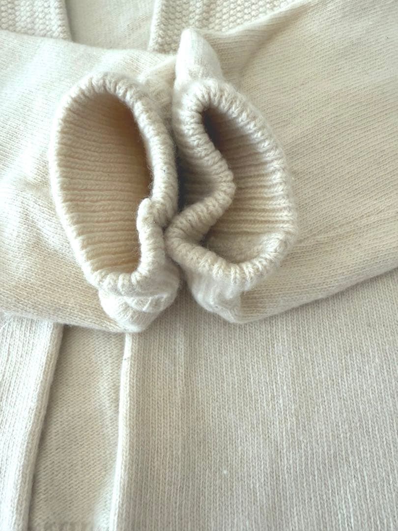 オオカミとフクロウ オオカミとゼンマイ仕掛けのペロ カーディガン