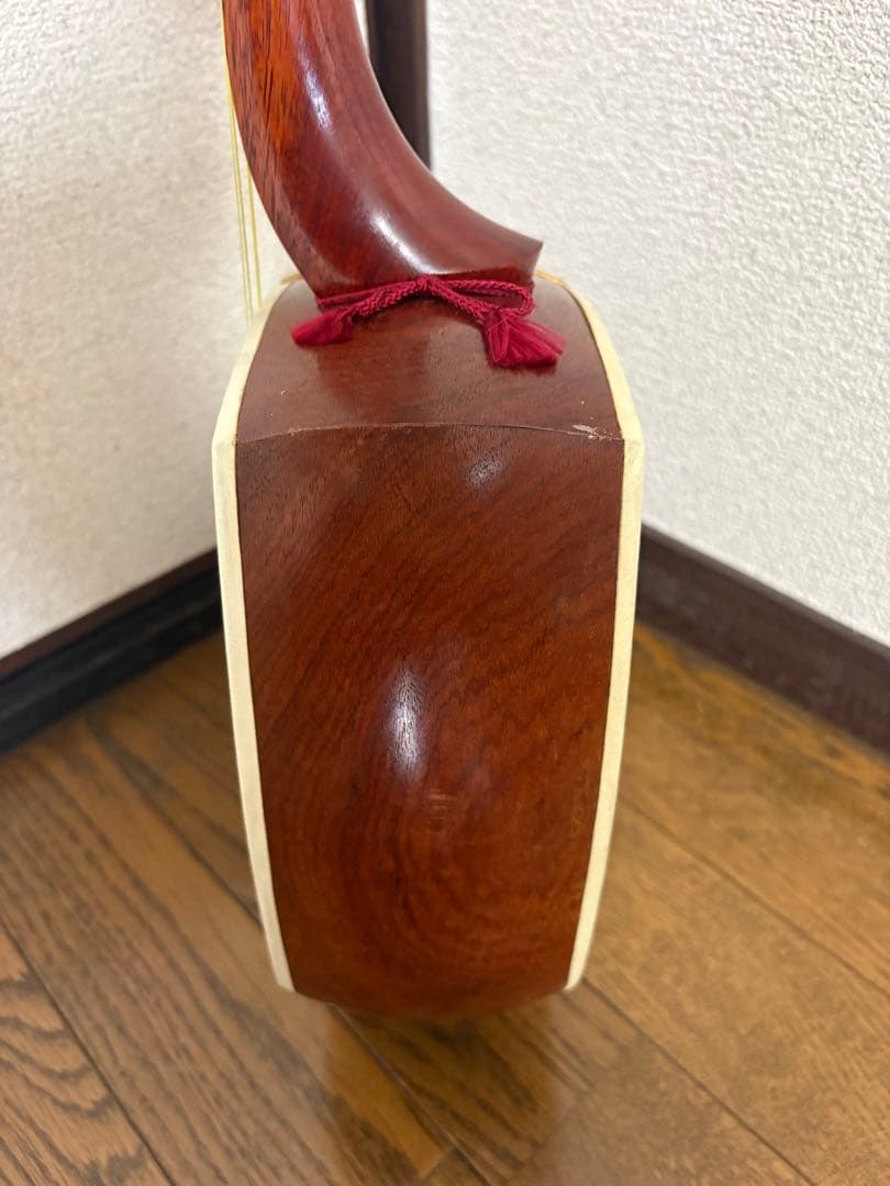 三味線本体 木製 3弦 四角形【破れなし】 - メルカリ