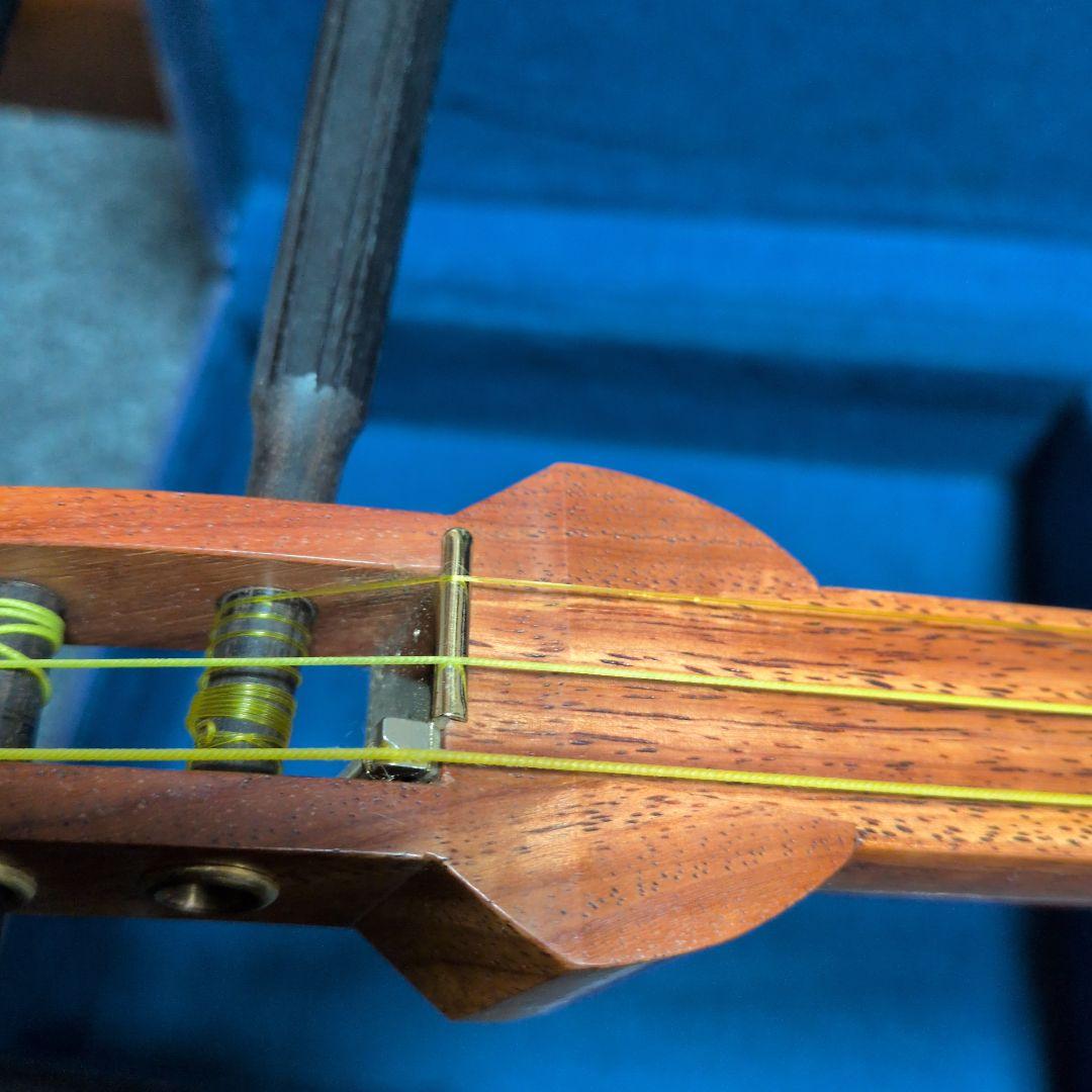 u*a様 三味線　細棹東さわりつき　(ひよんまぁまぁかかってます２仕様)