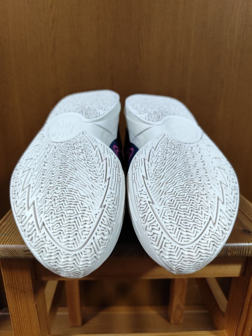 シ*ン様 Nike Kyrie Low5　ナイキ　カイリーロー5　27.0cm