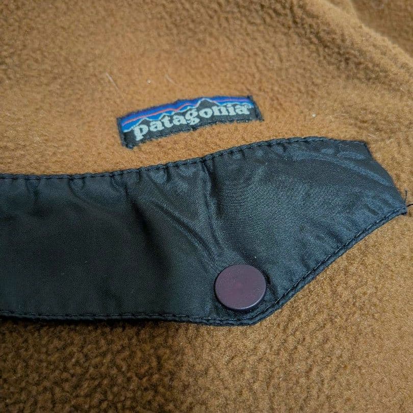 ヴ*ー様 【М】 激レア パタゴニア スナップT ベアブラウン 90S