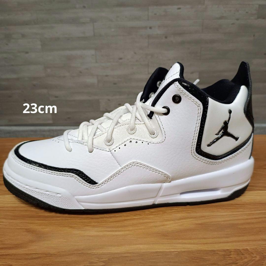 ナイキ NIKE ジョーダンスニーカー 23cm ジョーダンコートサイド 白黒