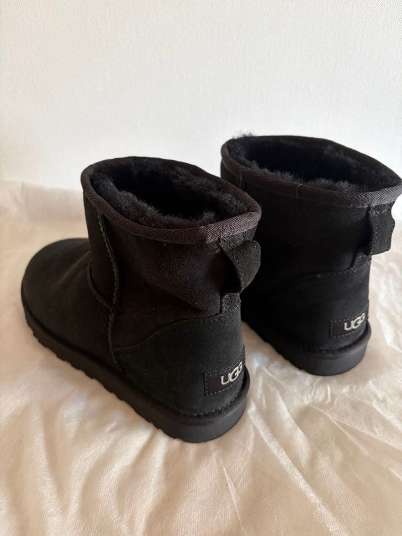 UGG ブラック ムートン　ショートブーツ　25.0cm 【超美品】