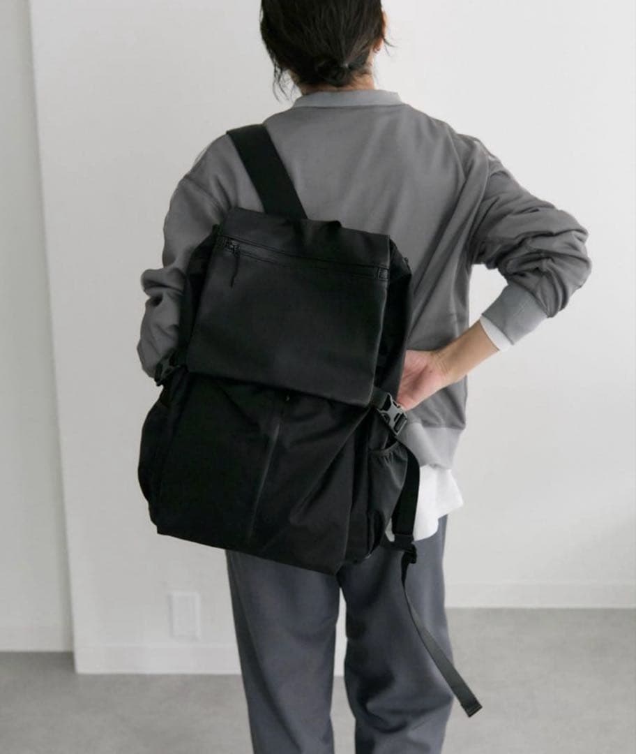 BURLAP OUTFITTER ear 撥水レザーコンビライトリュック　黒 ear PAPILLONNER（イアパピヨネ）の「【BURLAP OUTFITTER×ear】撥水