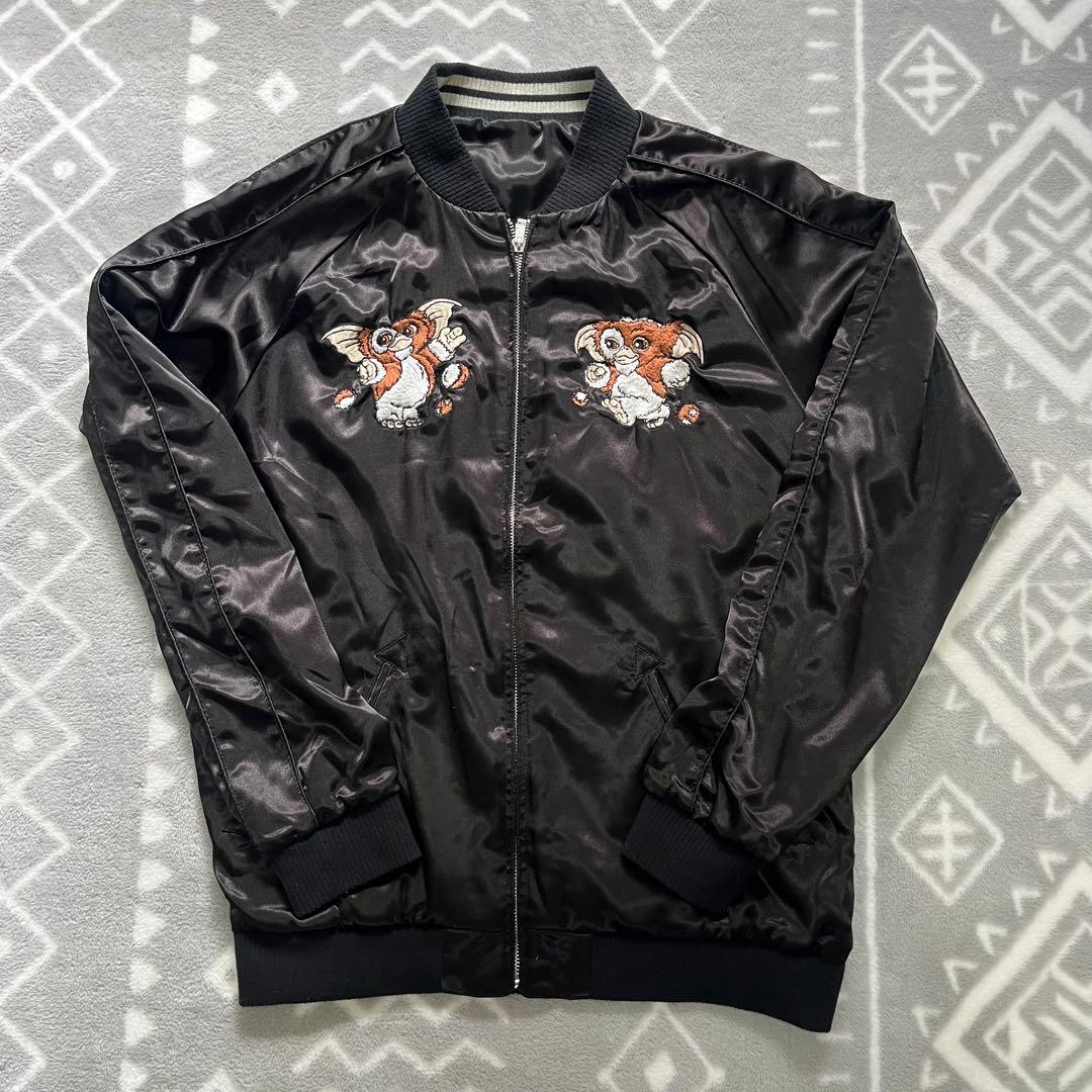 GREMLINS刺繍黒サテンジャケット GREMLINS (グレムリン） レーヨンサテン リバーシブル刺繍 スカジャン