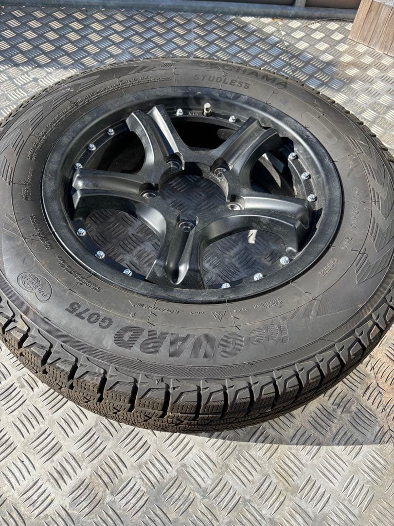 Iguana G075 175/80R16 スタッドレスタイヤ アイスガード SUV G075 ジムニー 175/80R16 91Q ヨコハマ iceGUARD