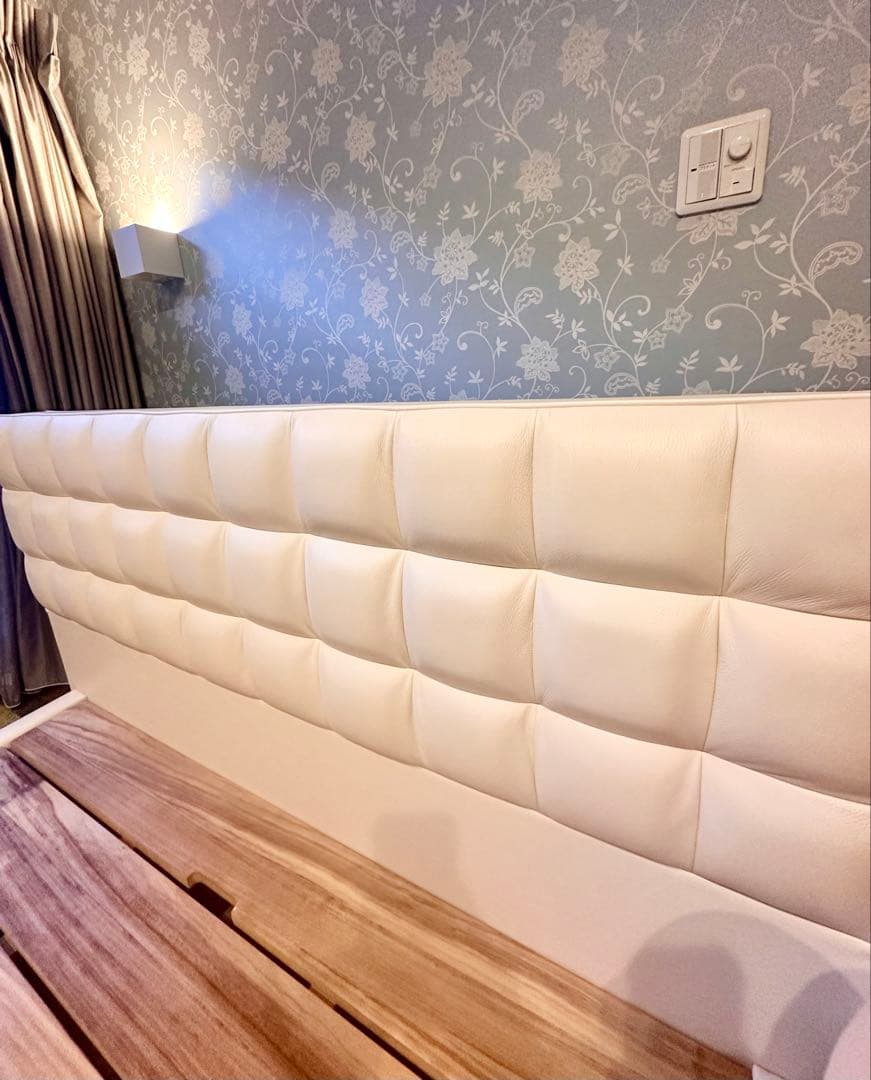 【美品送料込み】シモンズ　ダブルベット　フレームのみ　ロココ調　Simmons 美品送料込み】シモンズ ダブルベット フレームのみ ロココ調 Simmons