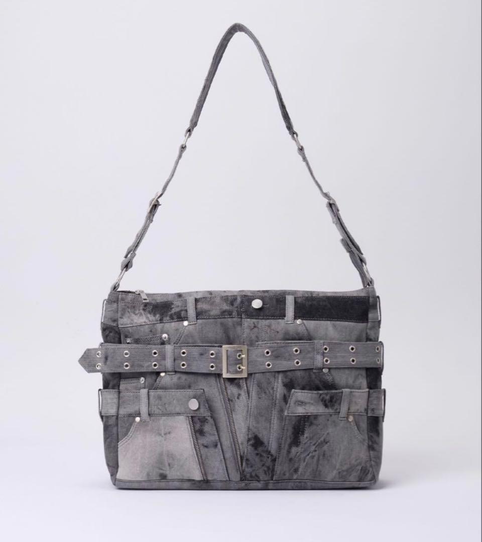 ワ*ニ様 【GRANCY】クレイジーレイヤードデニムパンツデザインショルダーバッ GRANCY（グランシー）の「【GRANCY】Crazy layered denim pants design