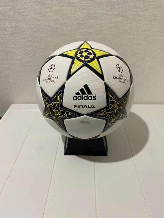 adidas FINALE サッカーボール チャンピオンズリーグ 2012/13