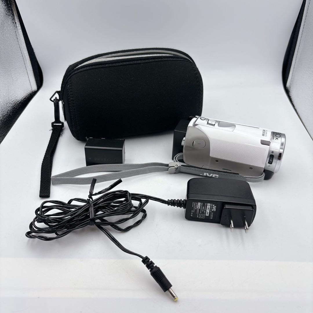 【極美品】JVC Everio GZ-HM199 ハイビジョンメモリームービー Amazon.co.jp: JVC ハイビジョンメモリームービー GZ-HM99 シルバー