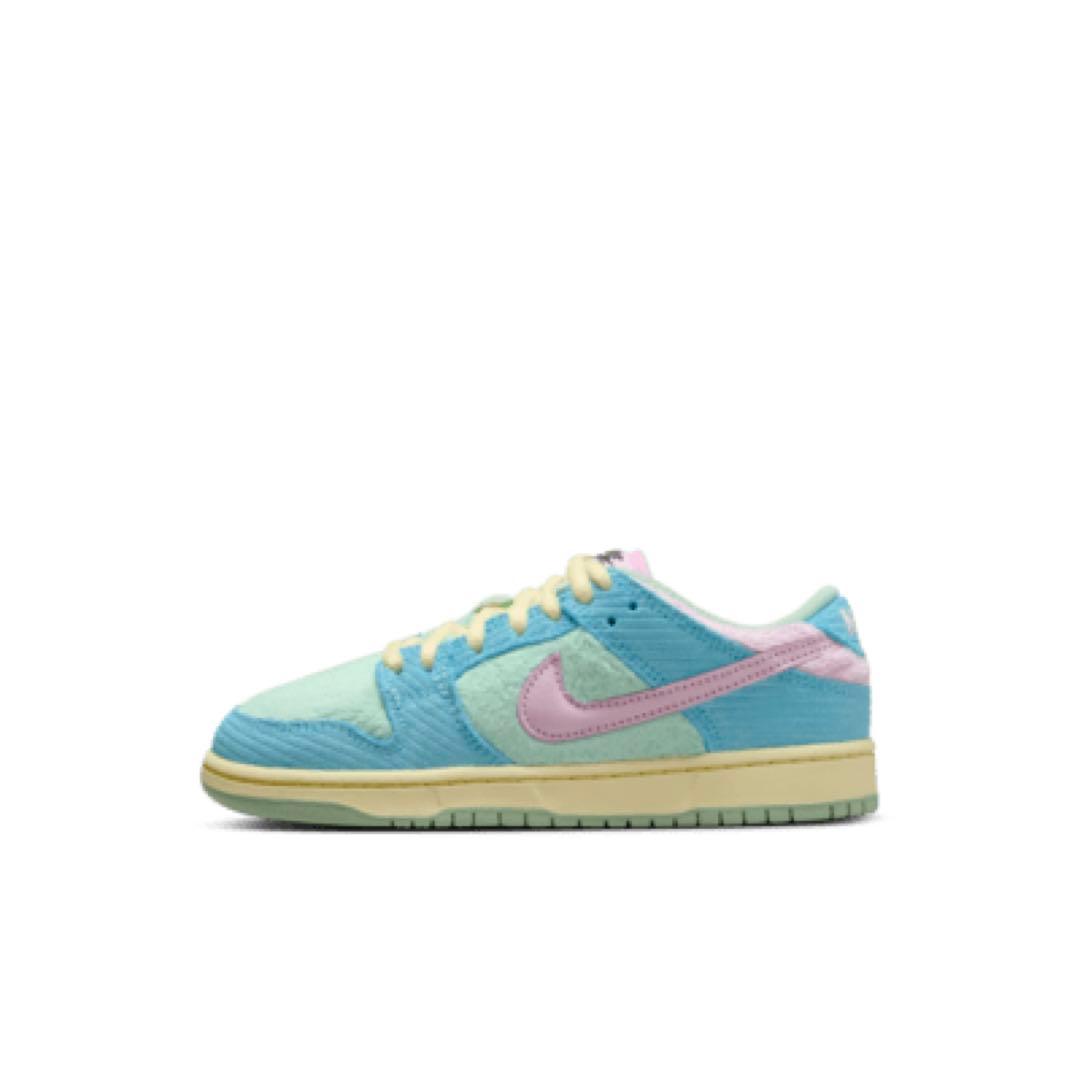 verdy Nike SB Dunk Low Pro キッズシューズ　18cm Younger Kids' Nike SB Dunk Low Pro x Verdy 'Blue Gaze and Enamel