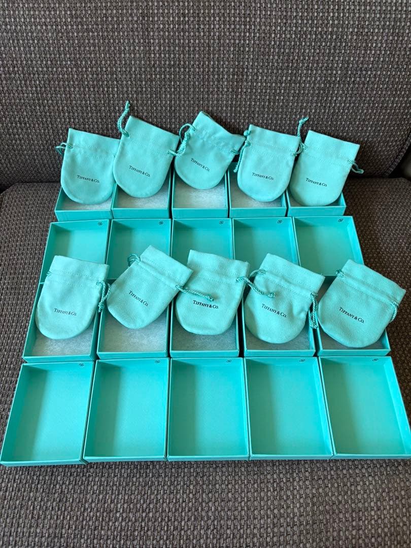 国内現行品新品未使用ティファニ空箱巾着袋10セット 現行品 Tiffany ティファニー空箱 巾着袋10セット 現行品Tiffany