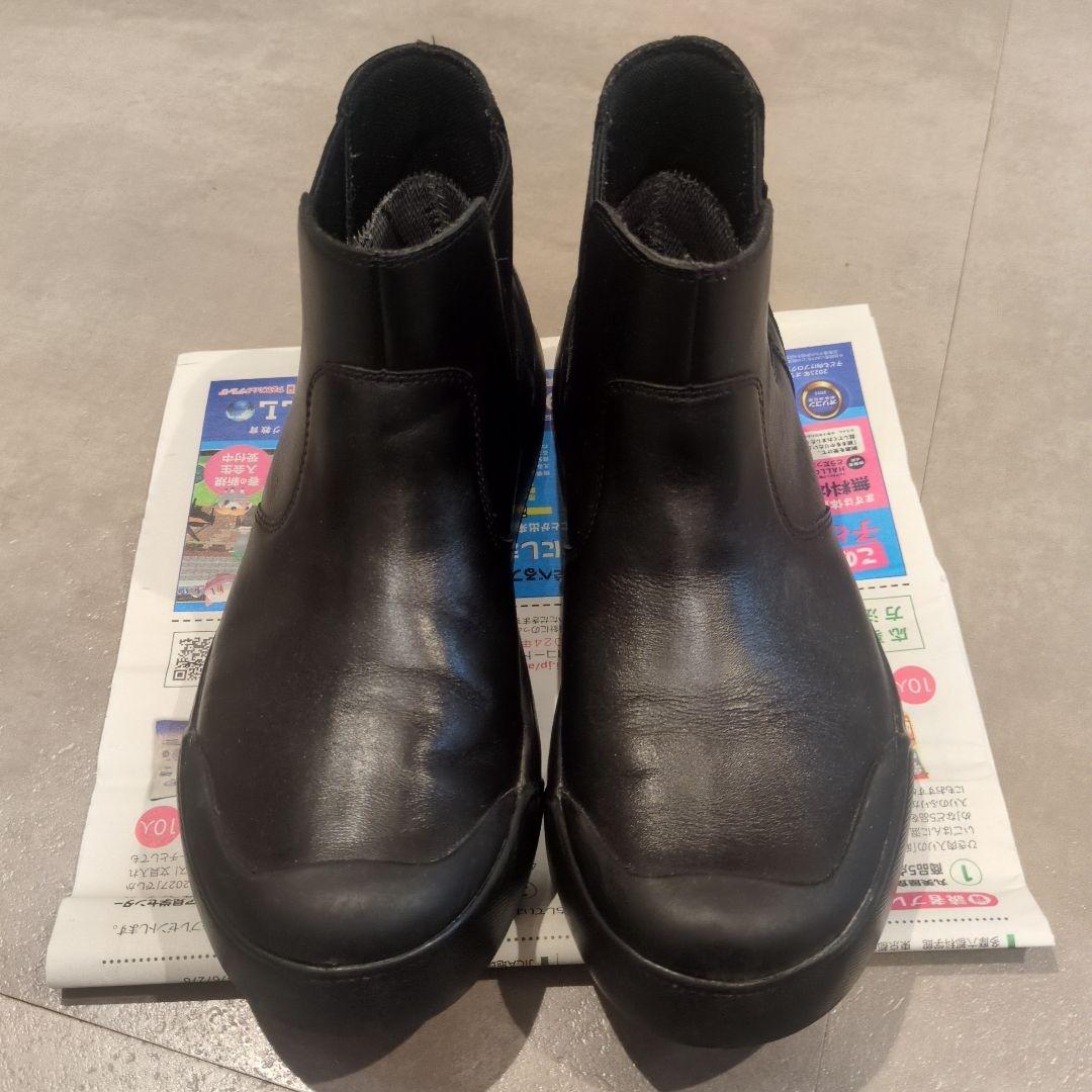 今週のみ！KEEN エレナ チェルシー WP 防水ブーツ ブラック KEEN/キーン ウィメンズ エレナ チェルシー WP 防水ブーツ レディース