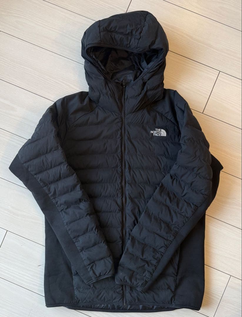 【黒上下セット】THE NORTH FACEレッドランフーディ＆パンツセット Amazon | [ザ・ノースフェイス] 陸上/ランニング ウインドブレーカー